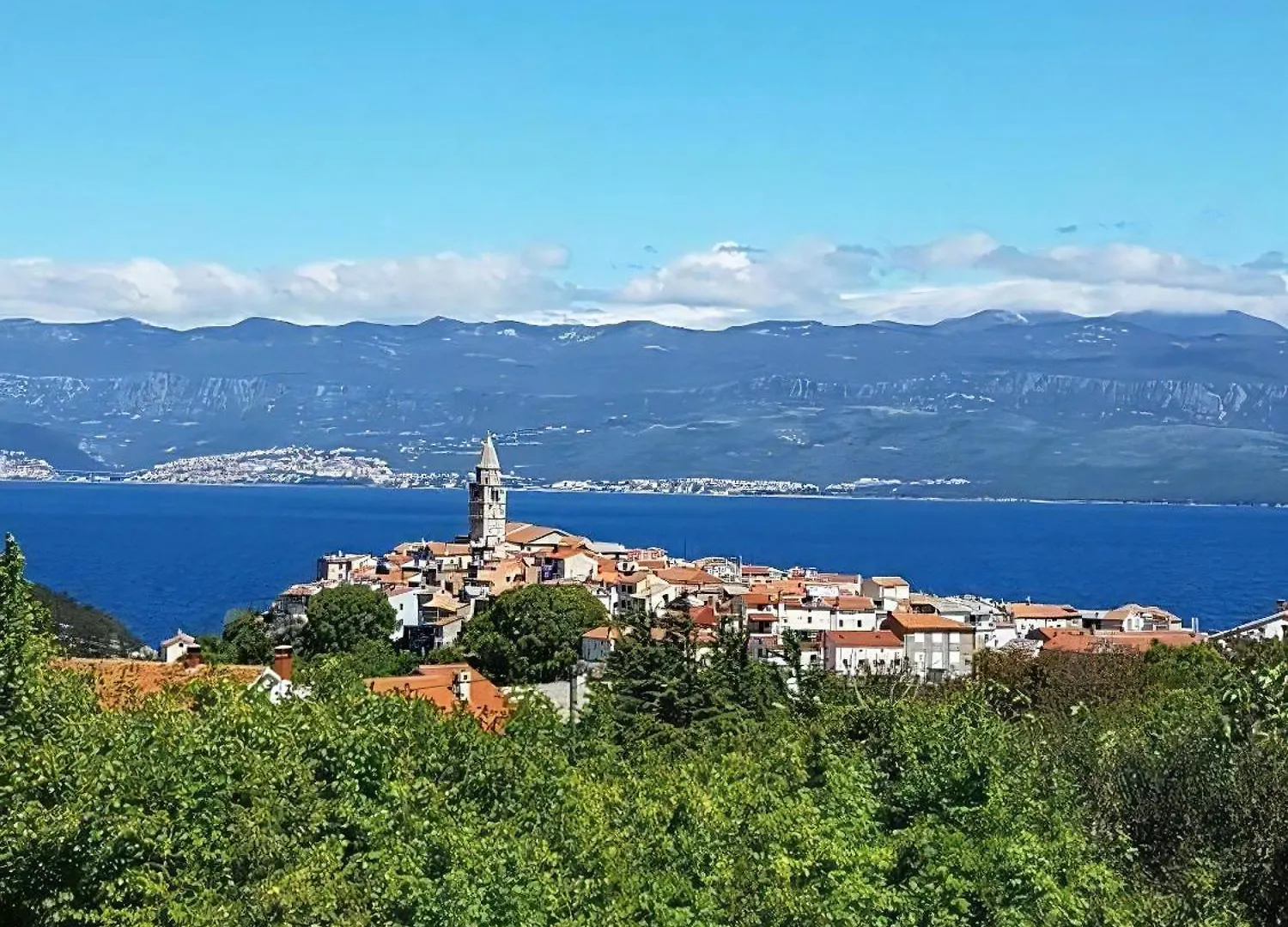 Holiday home Villa Paradise Mit Pool Und Teilweise Meerblick Vrbnik