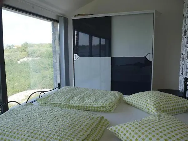 Villa Paradise Mit Pool Und Teilweise Meerblick Vrbnik Croaţia